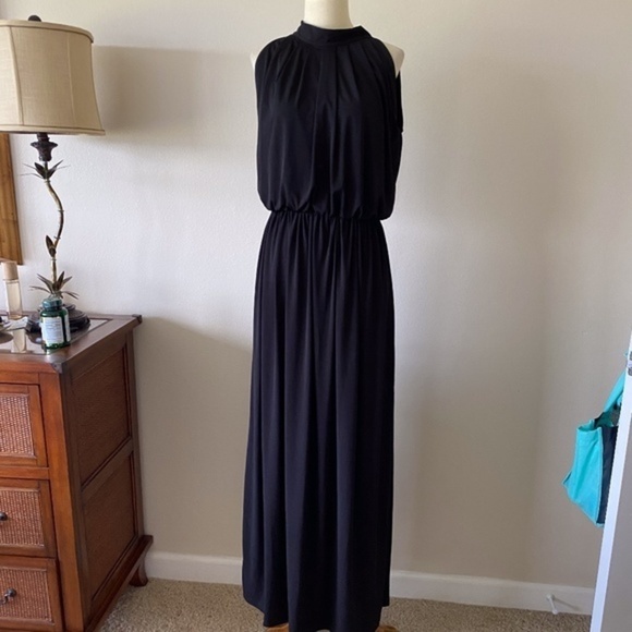 KOH KOH Black KeyHole Slimming Maxi Dress 2 - Picture 6 of 15